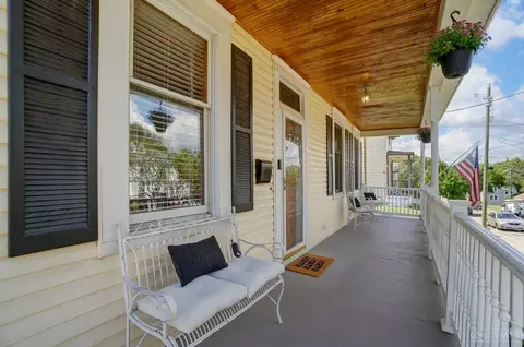 Exterior - 33 Baker Ave, Saint Bernard, OH 45217 photo 6 of 20