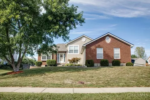 2334 Pleasant Meadows Dr, Batavia, OH 45103