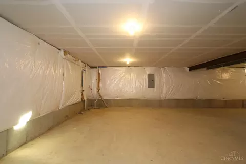 65 Wadestone Ln, Springboro, OH 45066 photo 32