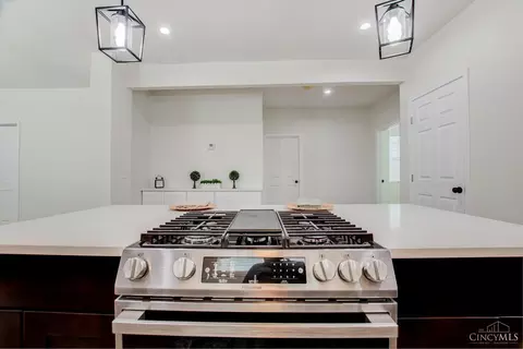 Kitchen - 3322 Spokane Ave, Cincinnati, OH 45207 photo 3 of 4