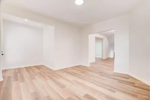 Living - 3322 Spokane Ave, Cincinnati, OH 45207 photo 3 of 4