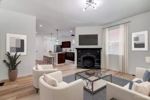 Living - 3322 Spokane Ave, Cincinnati, OH 45207 photo 1 of 4