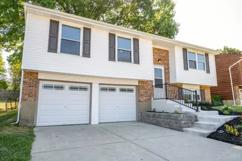 914 Beechmeadow Ln, Cincinnati, OH 45238