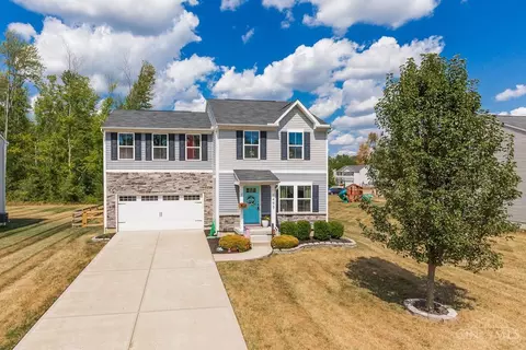 1493 Winwood Dr, Loveland, OH 45140