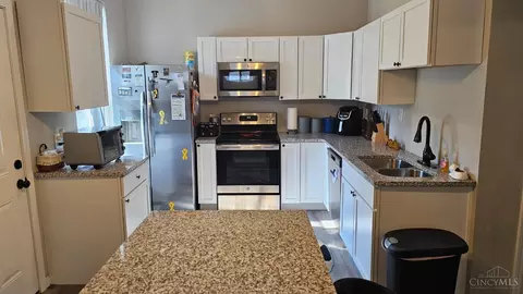 Kitchen - 7519 Anthony Wayne Ave, Cincinnati, OH 45216 photo 1 of 2