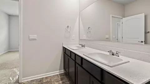 Entry Way - 3280 Shadow Ridge Ct, Morrow, OH 45152 photo 7 of 9