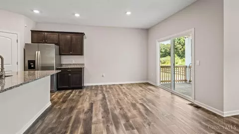 Living - 3280 Shadow Ridge Ct, Morrow, OH 45152 photo 4 of 5