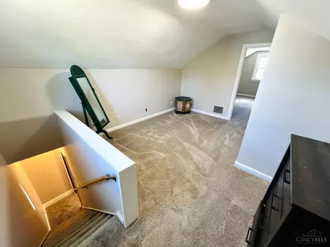Entry Way - 3904 Watterson Rd, Fairfax, OH 45227 photo 1 of 1