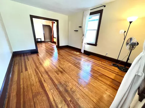 Living - 3904 Watterson Rd, Fairfax, OH 45227 photo 2 of 3