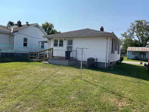 Exterior - 307 Ohio St, Georgetown, OH 45121 photo 2 of 3