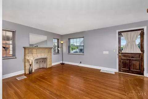 Living - 3937 N Bend Rd, Cheviot, OH 45211 photo 3 of 4