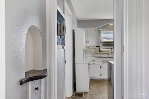 Entry Way - 3937 N Bend Rd, Cheviot, OH 45211 photo 1 of 1