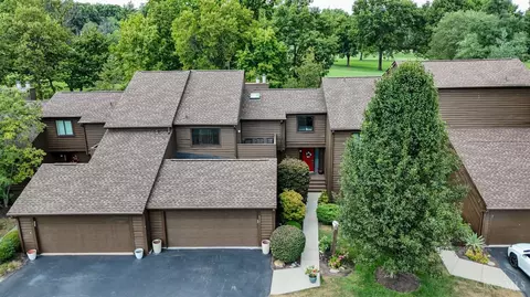 8554 Wyoming Club Dr, Cincinnati, OH 45215