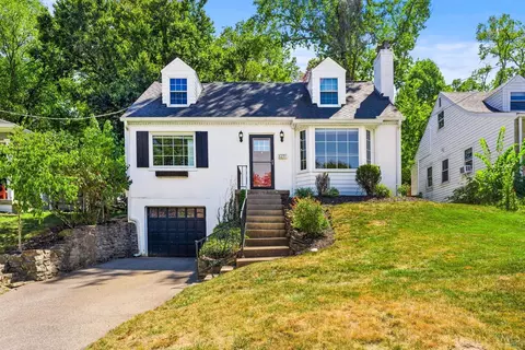 6271 Crestview Pl, Cincinnati, OH 45230 photo 2