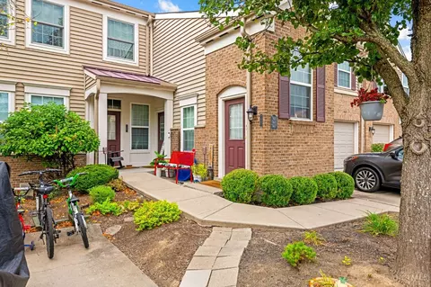 7607 Skyview Cir, Cincinnati, OH 45248