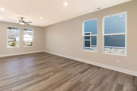 2479 Bartram Ln, Harrison, OH 45030 photo 9