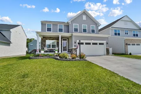 170 Cresting Rd, Fairborn, OH 45324