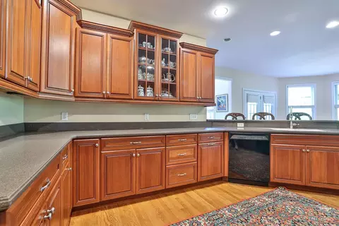 9935 Beech Dr, Cincinnati, OH 45231 photo 13