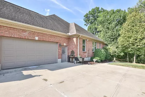 9935 Beech Dr, Cincinnati, OH 45231 photo 51