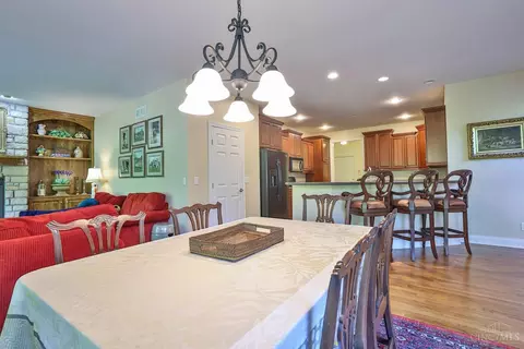 9935 Beech Dr, Cincinnati, OH 45231 photo 18
