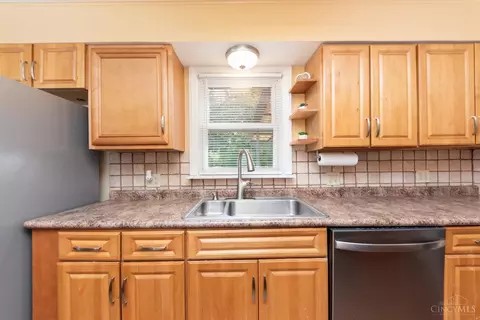 Kitchen - 313 Fourth St, Williamsburg, OH 45176 photo 1 of 2