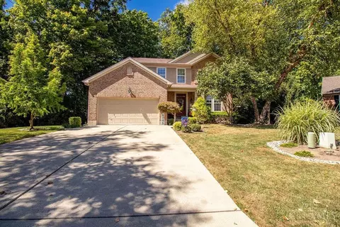 994 Bamburgh Dr, Hamilton Township, OH 45039