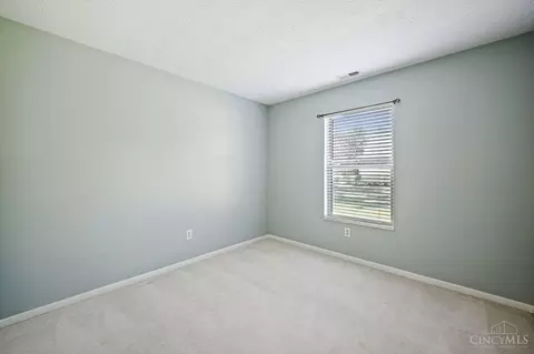 1202 Nottingham Rd, Amelia, OH 45102 photo 16