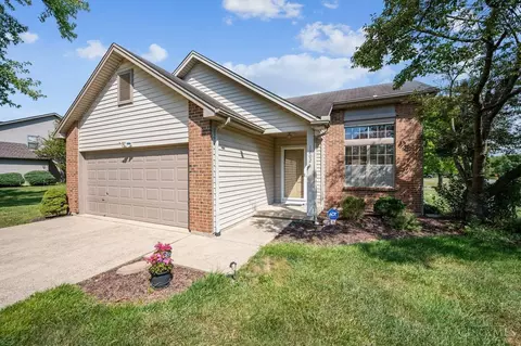 1202 Nottingham Rd, Amelia, OH 45102 photo 2