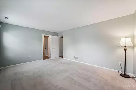 1202 Nottingham Rd, Amelia, OH 45102 photo 13