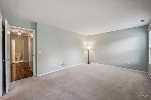 1202 Nottingham Rd, Amelia, OH 45102 photo 14