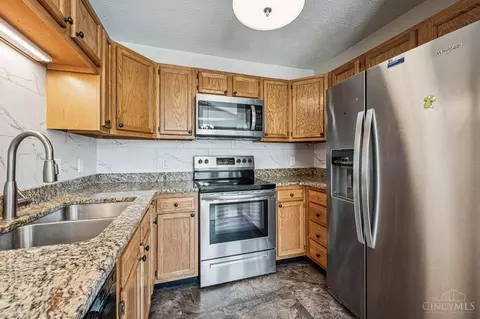 1202 Nottingham Rd, Amelia, OH 45102 photo 10
