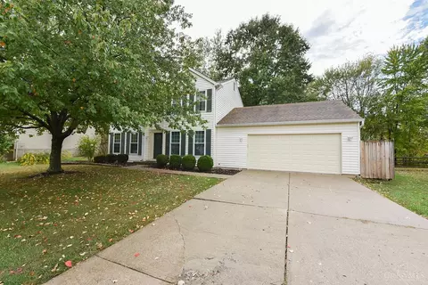 3665 Shorewood Dr, Amelia, OH 45102