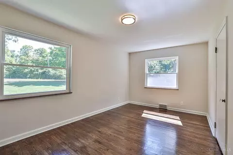 340 Mayview Forest Dr, Woodlawn, OH 45215 photo 17