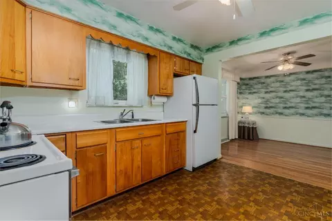 Kitchen - 6524 Murray Ave, Cincinnati, OH 45227 photo 3 of 3