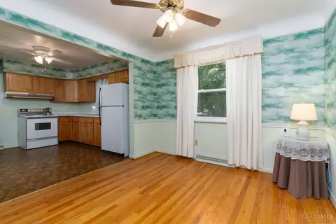 Dining - 6524 Murray Ave, Cincinnati, OH 45227 photo 1 of 1