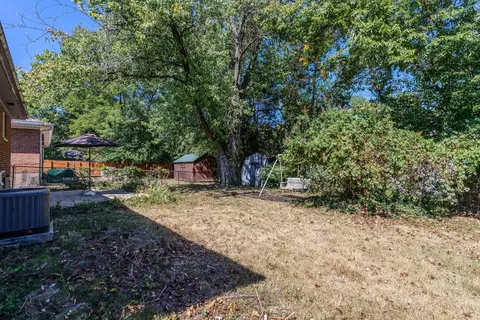 Exterior - 6524 Murray Ave, Cincinnati, OH 45227 photo 2 of 2