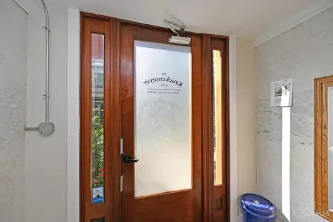 Entry Way - 1501 Vine St #303, Cincinnati, OH 45202 photo 4 of 4