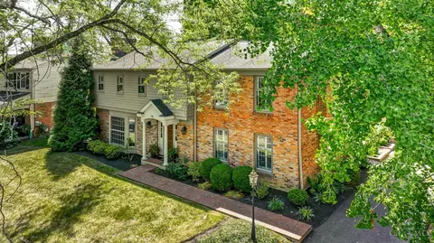 8325 Wetherfield Ln, Cincinnati, OH 45236
