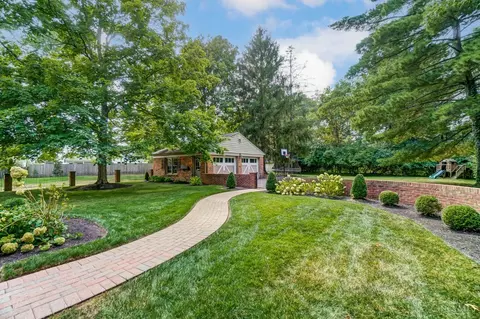 8325 Wetherfield Ln, Cincinnati, OH 45236 photo 3