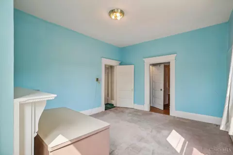 2525 Observatory Ave, Cincinnati, OH 45208 photo 19
