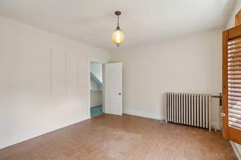 2525 Observatory Ave, Cincinnati, OH 45208 photo 27