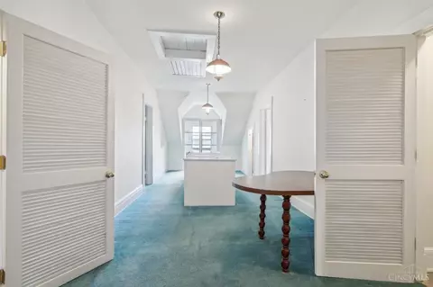 2525 Observatory Ave, Cincinnati, OH 45208 photo 24
