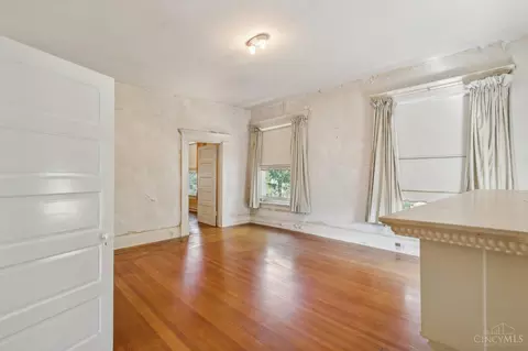 2525 Observatory Ave, Cincinnati, OH 45208 photo 16