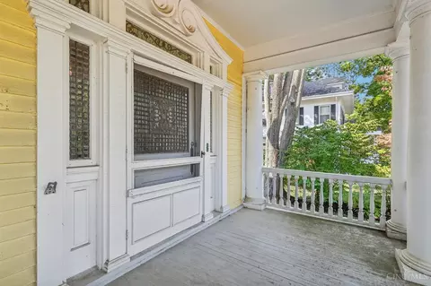 2525 Observatory Ave, Cincinnati, OH 45208 photo 3