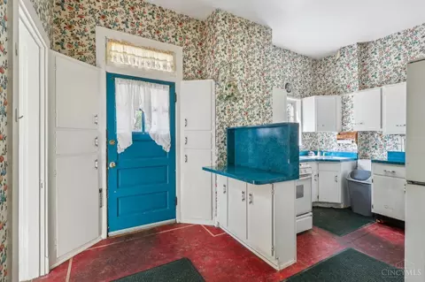 2525 Observatory Ave, Cincinnati, OH 45208 photo 12