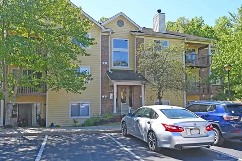 979 Cedar Ridge Dr #10, Cincinnati, OH 45245