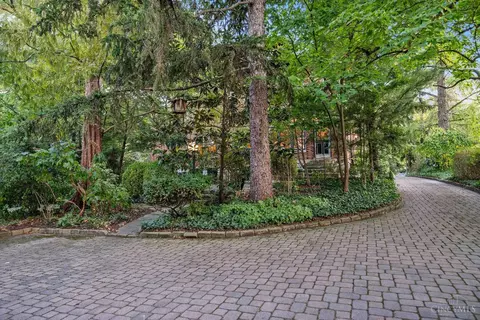 Exterior - 210 Hosea Ave, Cincinnati, OH 45220 photo 8 of 22