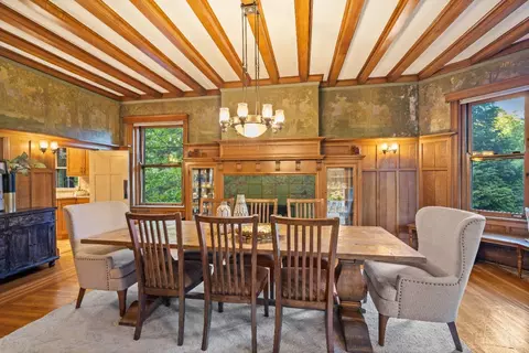 Dining - 210 Hosea Ave, Cincinnati, OH 45220 photo 2 of 5
