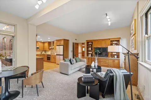 Living - 210 Hosea Ave, Cincinnati, OH 45220 photo 7 of 7