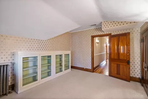 Bedroom - 210 Hosea Ave, Cincinnati, OH 45220 photo 11 of 11
